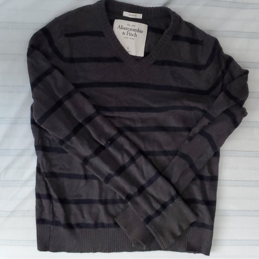 Abercrombie V-Neck Sweater